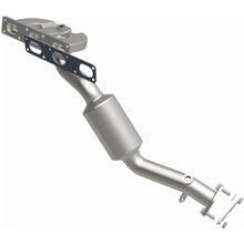 Load image into Gallery viewer, Magnaflow Conv DF BMW 3 01-05 Front - Back View