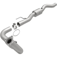 Load image into Gallery viewer, Magnaflow Conv DF DS OEM fits 2002-2003 Chevrolet Avalanche 2500 8.1L / 2001 Chevrolet Suburban 2500 / 2001-2003 Chevrolet...