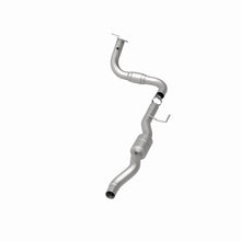 Load image into Gallery viewer, Magnaflow Conv DF DS OEM fits 2002-2003 Chevrolet Avalanche 2500 8.1L / 2001 Chevrolet Suburban 2500 / 2001-2003 Chevrolet...