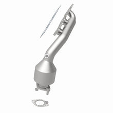Load image into Gallery viewer, Magnaflow Conv DF Manifold fits 2007-2009 Kia Sorento 3.3 3.8 L - Side View