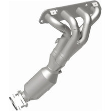 Load image into Gallery viewer, Magnaflow Conv DF OEM Manifold fits 2016-2022 Mazda Mx-5 / Mx-5 Miata L4 - Installation View