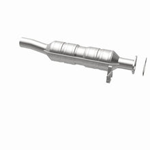 Load image into Gallery viewer, Magnaflow Conv DF OEM Underbody fits 2007-2008 Ford E-350 Super Duty / 1997-1999 Ford F-250 / 1999 Ford F-250 Super Duty /...
