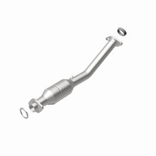 Load image into Gallery viewer, Magnaflow Conv DF OEM Underbody fits 2011-2019 Nissan Juke / Sentra L4 1.6 - Back View