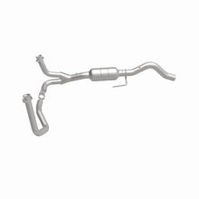Load image into Gallery viewer, Magnaflow Conv DF OEM fits 2000-2003 Dodge DURANGO 4WD - Back View