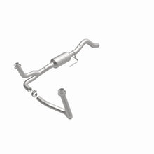 Load image into Gallery viewer, Magnaflow Conv DF OEM fits 2000-2003 Dodge DURANGO 4WD - Additional View 6