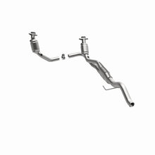 Load image into Gallery viewer, Magnaflow Conv DF OEM fits 2000-2003 Dodge Dakota / 2002 Dodge Dakota SXT - Additional View 10