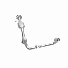 Load image into Gallery viewer, Magnaflow Conv DF OEM fits 2001-2003 Chevrolet S10 4.3L V6 / 2002-2003 Chevrolet S10 ZR5 4.3L V6 / 2001-2003 GMC Sonoma SL...