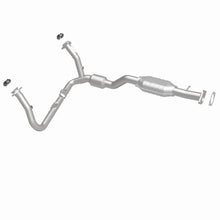 Load image into Gallery viewer, Magnaflow Conv DF OEM fits 2001-2003 Chevrolet S10 4.3L V6 / 2002-2003 Chevrolet S10 ZR5 4.3L V6 / 2001-2003 GMC Sonoma SL...
