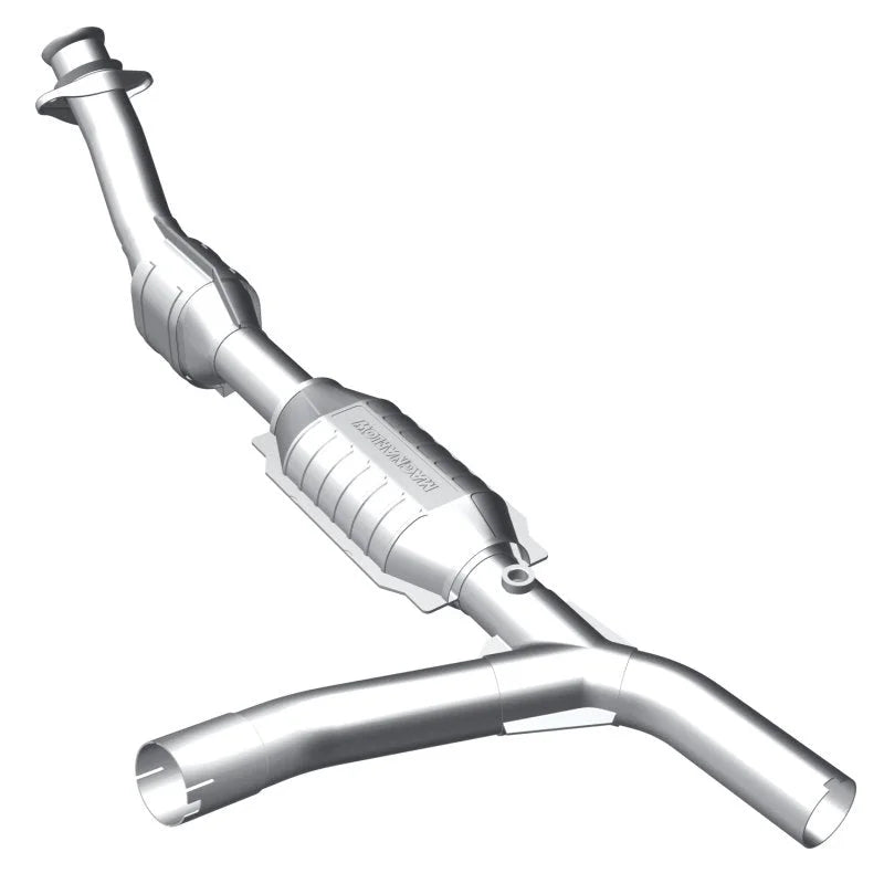Magnaflow Conv DF OEM fits 2003 Ford E-150 4.2L / 2003 Ford E-150 Club WAGON 4.2L / 2000-2002 Ford E-150 Econoline 4.2L / ...