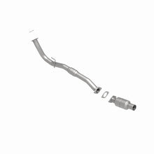Load image into Gallery viewer, Magnaflow Conv DF PS OEM fits 2002-2003 Chevrolet Avalanche 2500 / 2001-2003 Chevrolet Suburban 2500 / GMC Yukon Xl 2500 8.1L