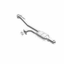 Load image into Gallery viewer, Magnaflow Conv DF Rear OEM fits 2000-2003 Toyota Tundra LIMITED 4.7L - Additional View 6