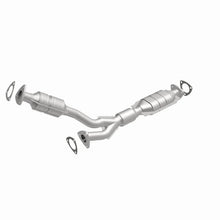 Load image into Gallery viewer, Magnaflow Conv DF Rear fits 2001 Cadillac Catera / 2003 Mercedes-Benz C230 Kompressor / 2001-2003 Saturn L300 3.0L / 2000 ...