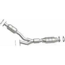 Load image into Gallery viewer, Magnaflow Conv DF Rear fits 2001 Cadillac Catera / 2003 Mercedes-Benz C230 Kompressor / 2001-2003 Saturn L300 3.0L / 2000 ...