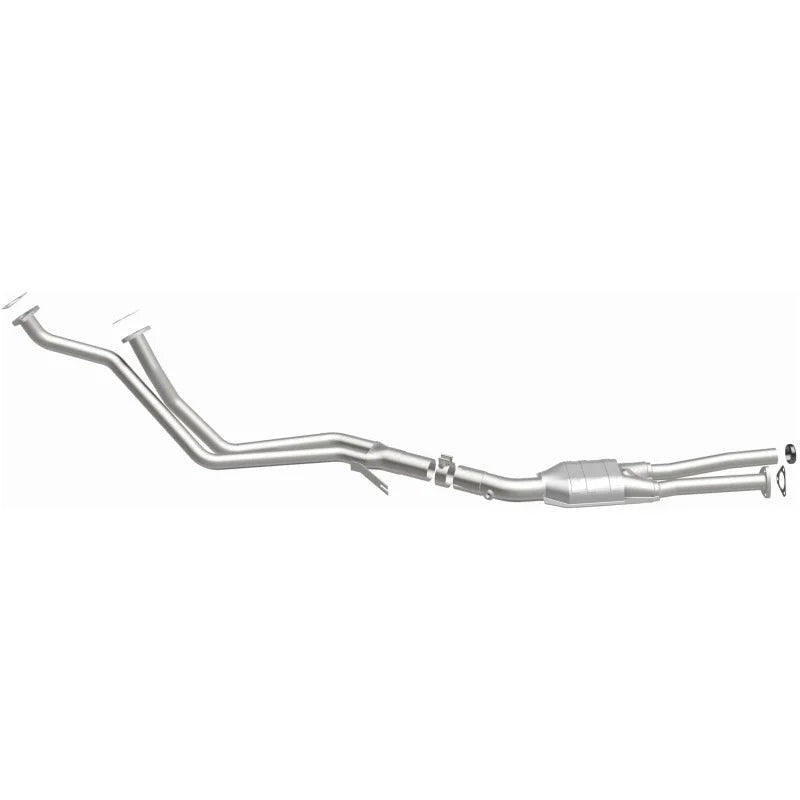 Magnaflow Conv DF fits 1985-1988 BMW 535I / 1985-1987 BMW 635CSI / 1980 BMW - Installation View