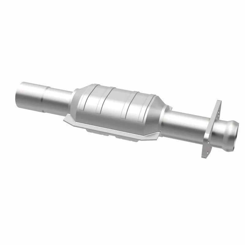 Magnaflow Conv DF fits 1992-1994 Chevrolet S10 Blazer / 1992-1994 GMC Jimmy / 1992-1994 Oldsmobile Bravada - Back View