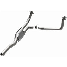 Load image into Gallery viewer, Magnaflow Conv DF fits 1995-1997 Dodge B1500 / 1995-1997 Dodge B2500 / 1995-1997 Dodge B3500 / Dodge VAN / 2017-2019 Honda...