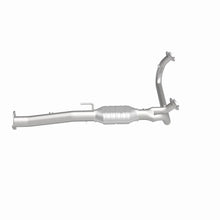 Load image into Gallery viewer, Magnaflow Conv DF fits 1996-1999 Chevrolet Astro / 1996-1997 GMC Safari / 1996-1999 GMC Safari SL / 1996-1998 GMC Safari SLX