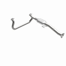 Load image into Gallery viewer, Magnaflow Conv DF fits 1996-1999 Chevrolet Astro / 1996-1997 GMC Safari / 1996-1999 GMC Safari SL / 1996-1998 GMC Safari SLX