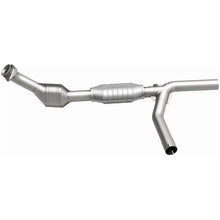 Load image into Gallery viewer, Magnaflow Conv DF fits 1997-1999 Ford E-150 Econoline / 1997-1999 Ford E-150 Econoline Club WAGON Chateau 4.6L - Additiona...