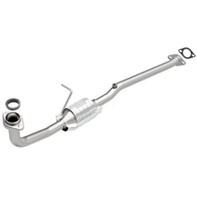 Load image into Gallery viewer, Magnaflow Conv DF fits 1998-2000 Chevrolet Metro 1.0L / 1995-1997 Geo Metro 1.0L / 1995-1996 Geo Metro Lsi 1.0L - Main Pro...