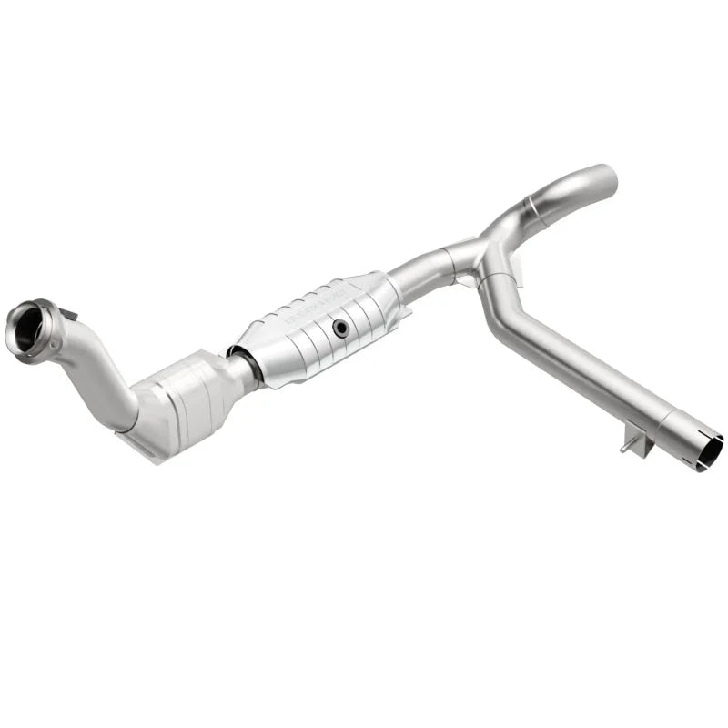 Magnaflow Conv DF fits 1999-2000 Ford Expedition Eddie Bauer 4.6L - Side View