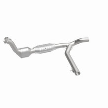 Load image into Gallery viewer, Magnaflow Conv DF fits 1999-2000 Ford Expedition Eddie Bauer 4.6L - Additional View 10