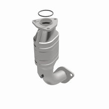 Load image into Gallery viewer, Magnaflow Conv DF fits 1999-2003 Chevrolet Tracker / 1999-2000 Chevrolet Tracker Lsi / 2001-2003 Chevrolet Tracker LT / 20...