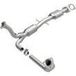 Load image into Gallery viewer, Magnaflow Conv DF fits 2000-2002 Chevrolet S10 / 2002 Chevrolet S10 ZR5 / 2000-2002 GMC Sonoma SL / 2000-2001 GMC Sonoma S...