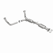 Load image into Gallery viewer, Magnaflow Conv DF fits 2000-2002 Chevrolet S10 / 2002 Chevrolet S10 ZR5 / 2000-2002 GMC Sonoma SL / 2000-2001 GMC Sonoma S...