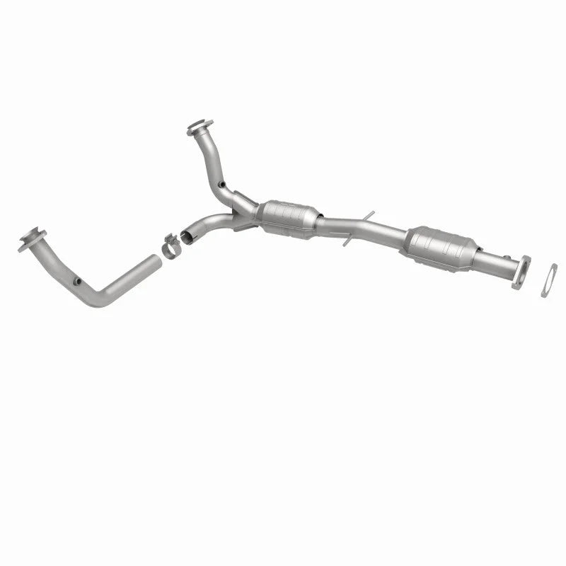 Magnaflow Conv DF fits 2000-2002 Chevrolet S10 / 2002 Chevrolet S10 ZR5 / 2000-2002 GMC Sonoma SL / 2000-2001 GMC Sonoma S...
