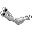 Load image into Gallery viewer, Magnaflow Conv DF fits 2000-2004 Toyota Tacoma 2.7L / 2000 Toyota Tacoma SR5 2.7L - Side View