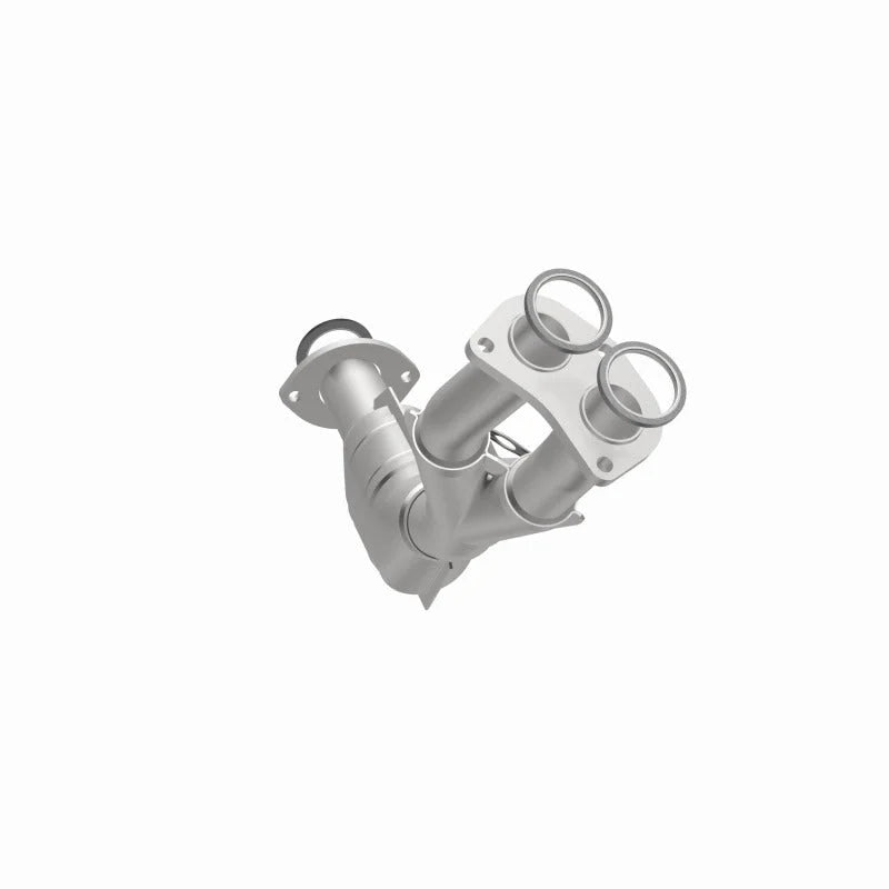Magnaflow Conv DF fits 2000-2004 Toyota Tacoma 2.7L / 2000 Toyota Tacoma SR5 2.7L - Back View