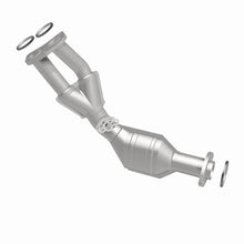 Load image into Gallery viewer, Magnaflow Conv DF fits 2000-2004 Toyota Tacoma 2.7L / 2000 Toyota Tacoma SR5 2.7L - Additional View 10