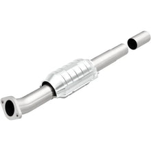 Load image into Gallery viewer, Magnaflow Conv DF fits 2004-2012 Mitsubishi Galant 2.4L - Main Product View