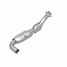 Load image into Gallery viewer, Magnaflow Conv DF fits Ford F-150 4.2L / 2001-2003 Ford F-150 Xl 4.2L / 2004 Ford F-150 Heritage Xl 4.2L - Side View