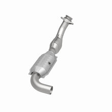 Load image into Gallery viewer, Magnaflow Conv DF fits Ford F-150 4.2L / 2001-2003 Ford F-150 Xl 4.2L / 2004 Ford F-150 Heritage Xl 4.2L - Additional View 9
