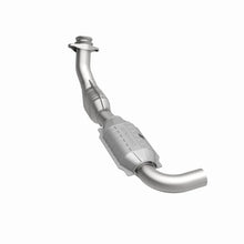 Load image into Gallery viewer, Magnaflow Conv DF fits Ford F-150 4.2L / 2001-2003 Ford F-150 Xl 4.2L / 2004 Ford F-150 Heritage Xl 4.2L - Additional View 10
