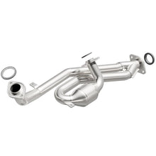 Load image into Gallery viewer, Magnaflow Conv DF fr fits 2000-2004 Toyota Avalon Xl / 2001-2003 Toyota Sienna Ce 3.0L - Side View