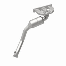 Load image into Gallery viewer, Magnaflow Conv DF front fits 2001-2003 BMW 525I / 2001-2003 BMW 530I - Additional View 9