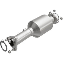 Load image into Gallery viewer, Magnaflow Conv Direct Fit Single Underbody 2.4L fits 2017-2019 Honda CR-V / 2017-2019 Honda CR-V LX - Main Product View
