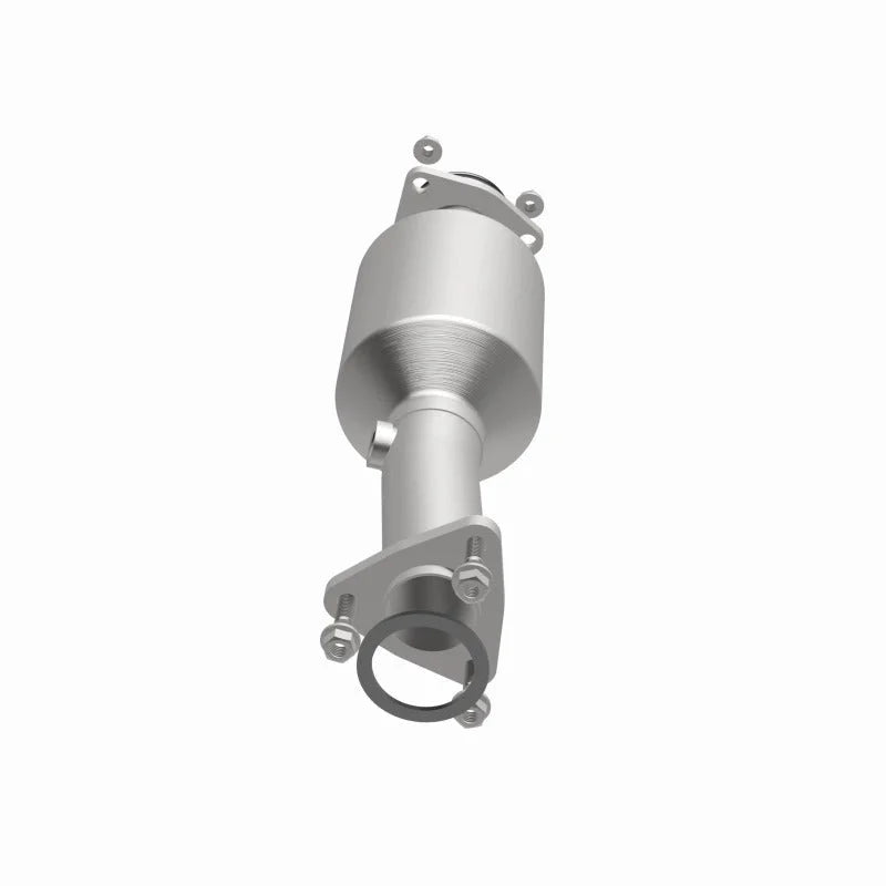 Magnaflow Conv Direct Fit Single Underbody 2.4L fits 2017-2019 Honda CR-V / 2017-2019 Honda CR-V LX - Back View