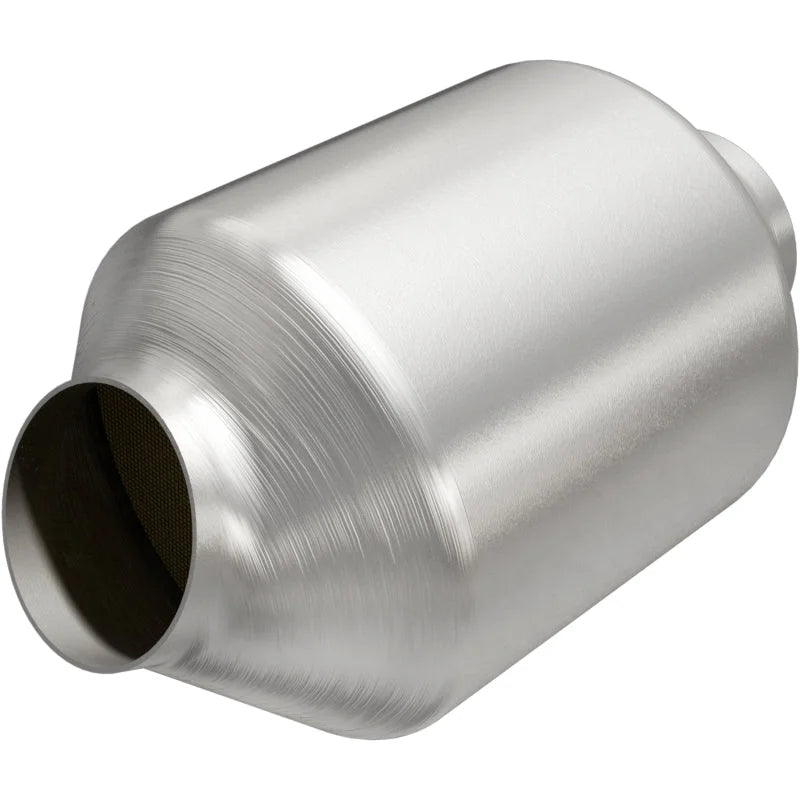 Magnaflow Conv Uni CA 2.50in./2.50in. Straight/Angle Direct Fit Converter - Main Product View