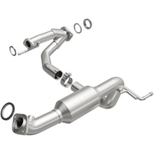 Load image into Gallery viewer, Magnaflow DF Converter 05-11 Toyota Tacoma 4.0L - Main Product View
