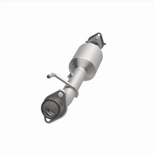 Load image into Gallery viewer, Magnaflow Direct Fit Cat Converter (California Grade) fits 2020-2021 Nissan NV200 / 2020-2021 Nissan NV200 S 2.0L - Additi...
