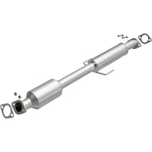 Load image into Gallery viewer, Magnaflow Direct Fit Cat Converter (California Grade) fits 2015 Kia Optima EX 2.4L - Main Product View