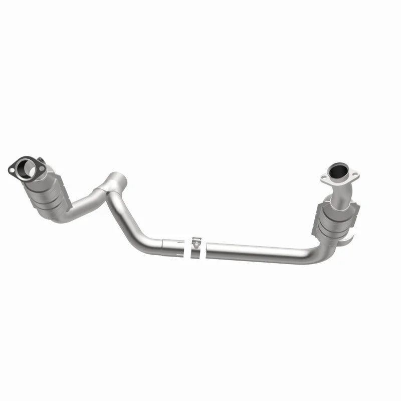 Magnaflow Direct Fit Catalytic Converter fits 2006 Dodge Ram 1500 Pickup 5.7L Solid Front Axle / 2006 Dodge Ram 1500 LARAM...