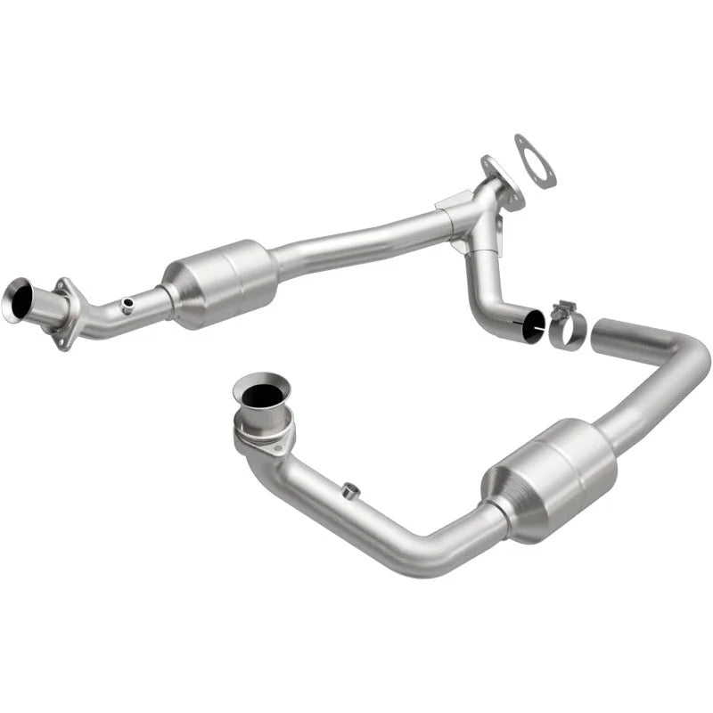 Magnaflow Direct Fit Converter fits 2003 Ford E-150 / 2003 Ford E-150 Club WAGON / 2003 Ford E-250 / Ford E-350 / 2003 For...