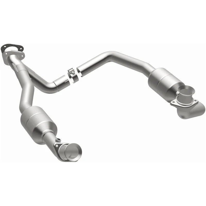 Magnaflow Direct Fit Converter fits 2003 Ford E-150 / 2003 Ford E-150 Club WAGON / 2003 Ford E-250 / Ford E-350 / 2003 For...