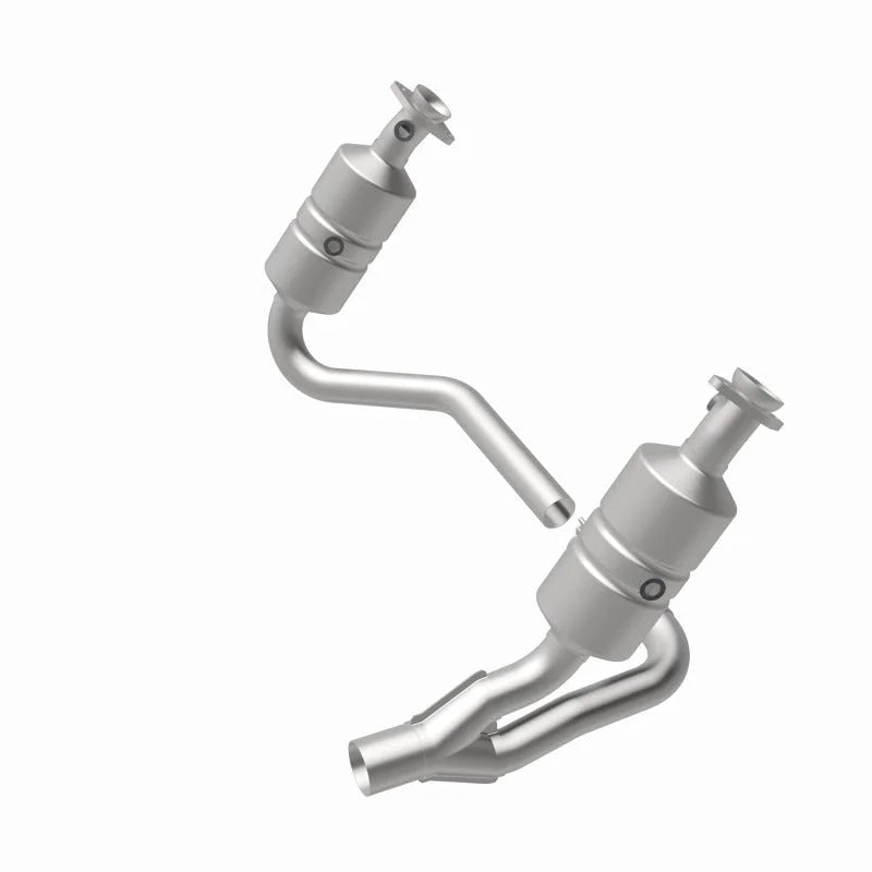 Magnaflow Direct Fit Converter fits 2007-2009 Dodge Dakota / 2007 Mitsubishi Raider Durocross / 2007-2009 Mitsubishi Raide...