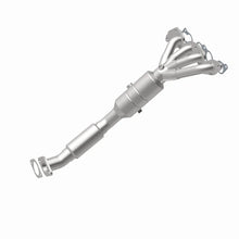 Load image into Gallery viewer, Magnaflow Direct Fit Converter fits 2008-2010 Ford Focus 2.0L - Side View